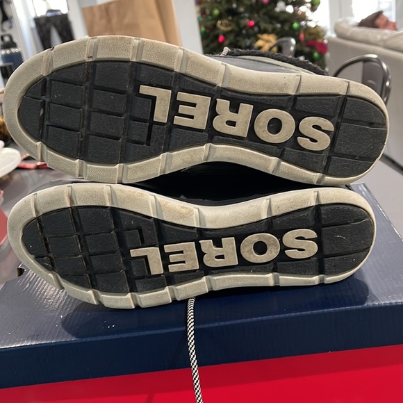 Sorel Women’s Explorer Boot - Hiker Green,Black - Picture 7 of 7